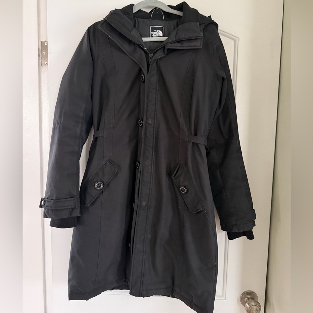 The North Face Women's Black Hyvent Parka Jacket